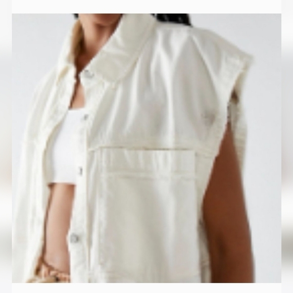 We the Free XS Distressed, raw hem denim button up shirt - Picture 2 of 16